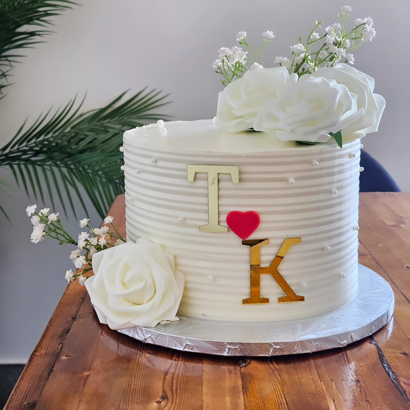 Gâteau d'anniversaire personnalisé artisanal à Québec — La Cuisine d'Alida